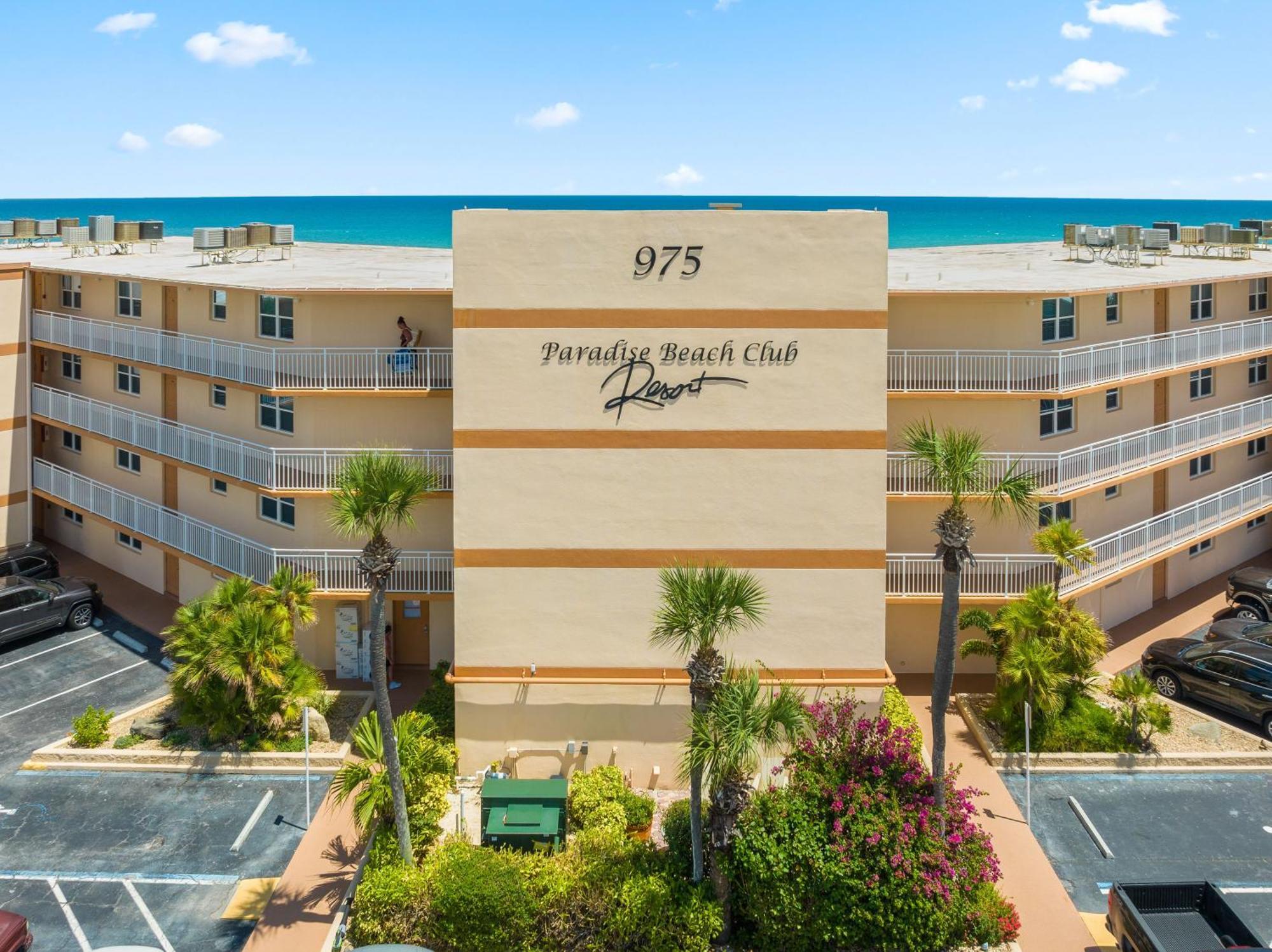 Paradise Beach Club - Oceanfront And Penthouse Satellite Beach Ngoại thất bức ảnh
